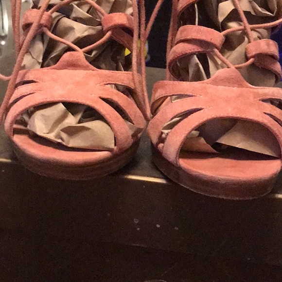 bebe size 10 pink suede shoe - Picture 4 of 6